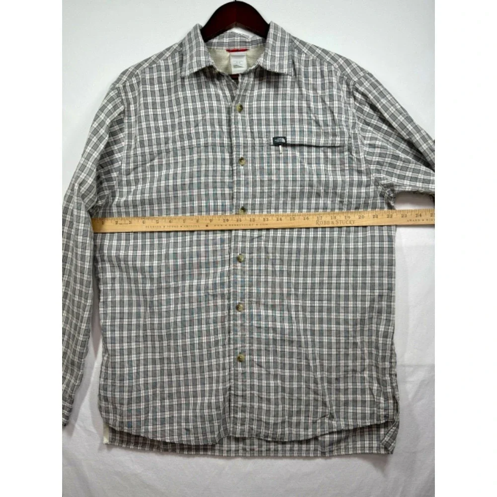 The North Face Plaid Button‎ Up Shirt Long Sleeve Vented Back Size Medium